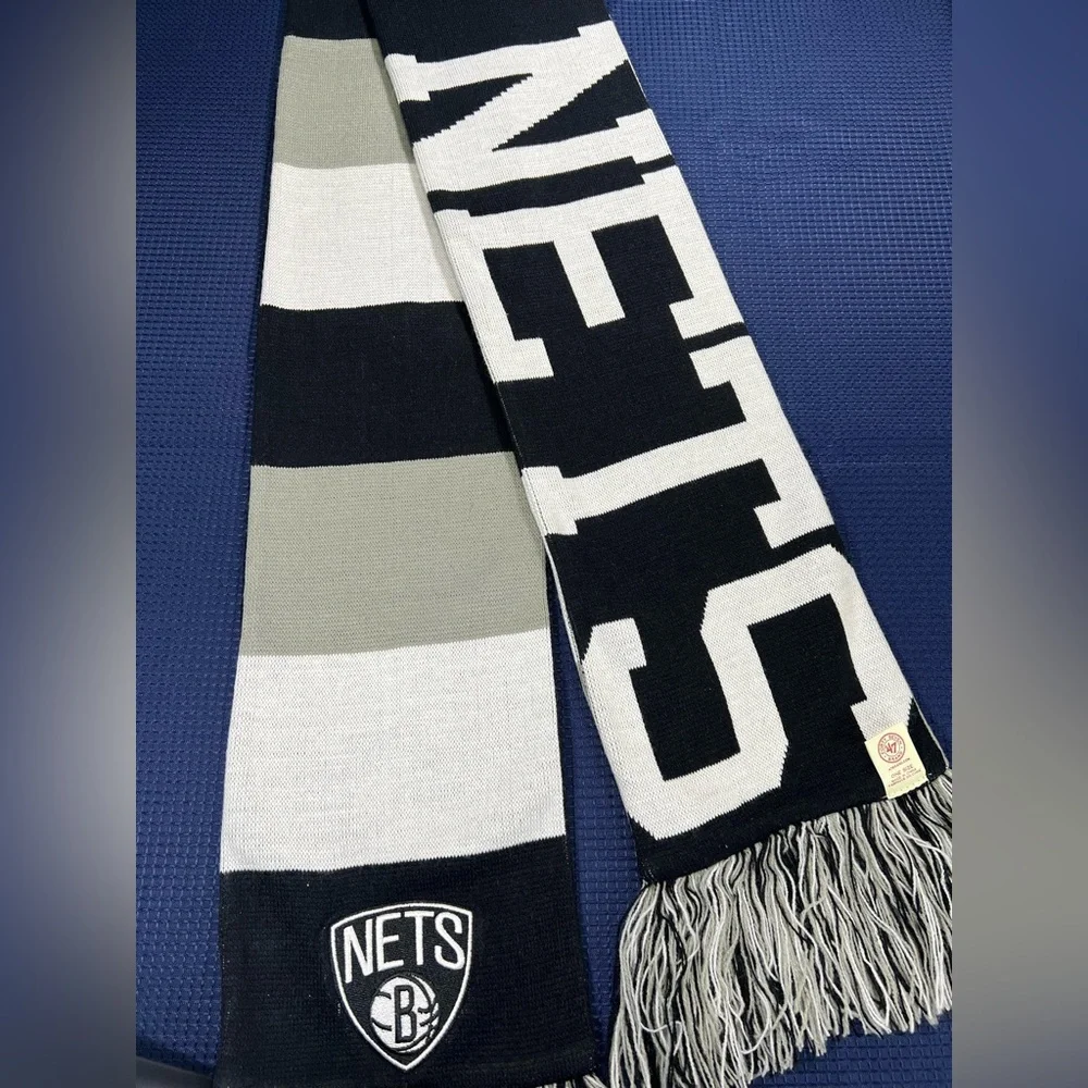 47 Brand Brooklyn Nets Basketball Black and Gray Scarf